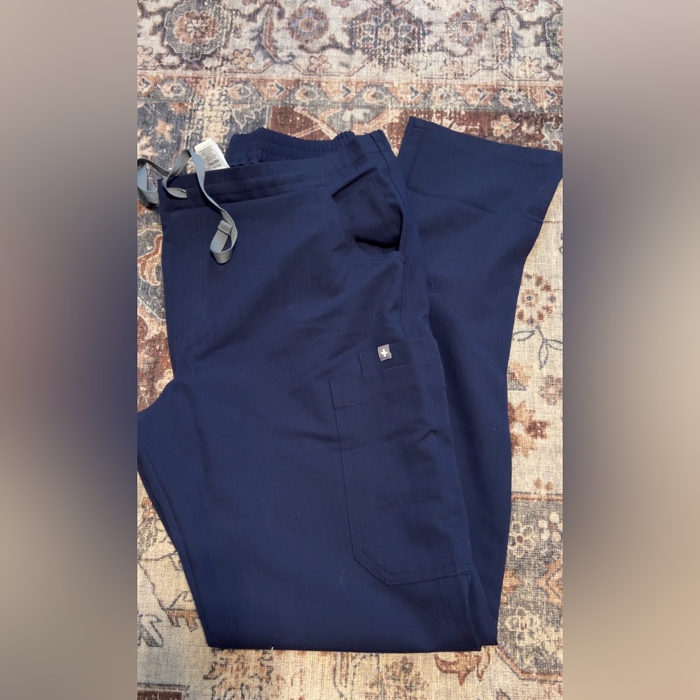Brand new without tags. Womens yola skinny FIGS